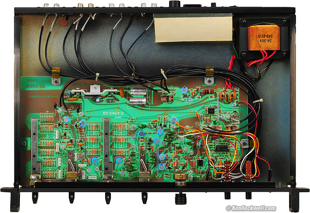 Heathkit AD-1702 crossover, inside