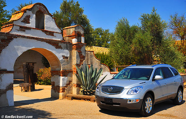 Buick Enclave at Mission San Miguel