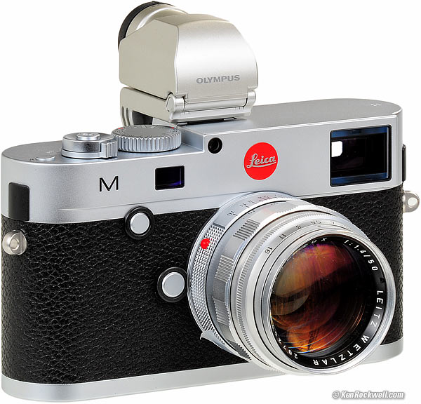 M240与VF-2，徕卡自己没有提供银色版的取景器. [来自KenRockwell](http://www.kenrockwell.com/leica/m-240.htm)