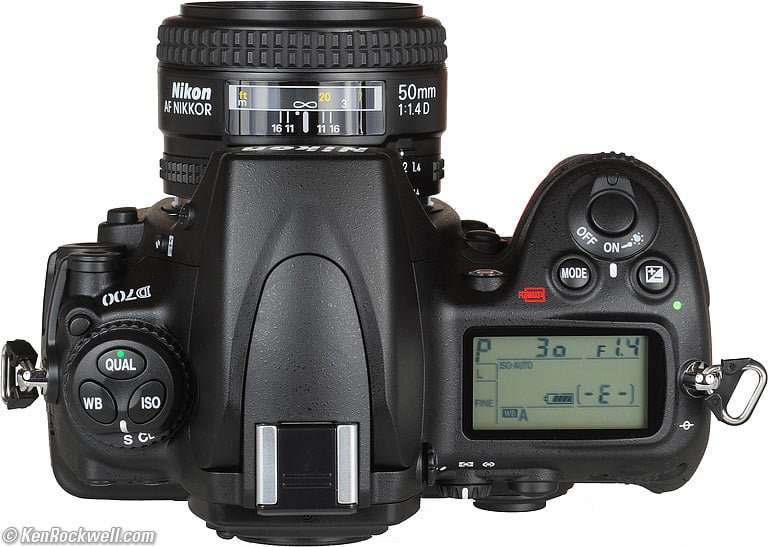 Nikon D700 top