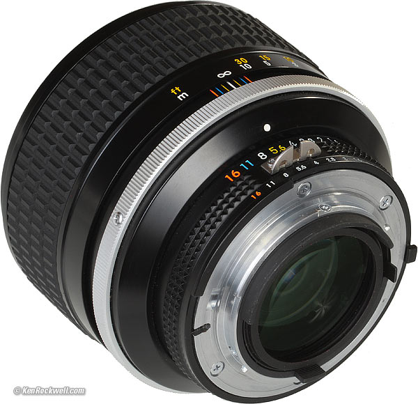 Nikon 85mm f/1.4