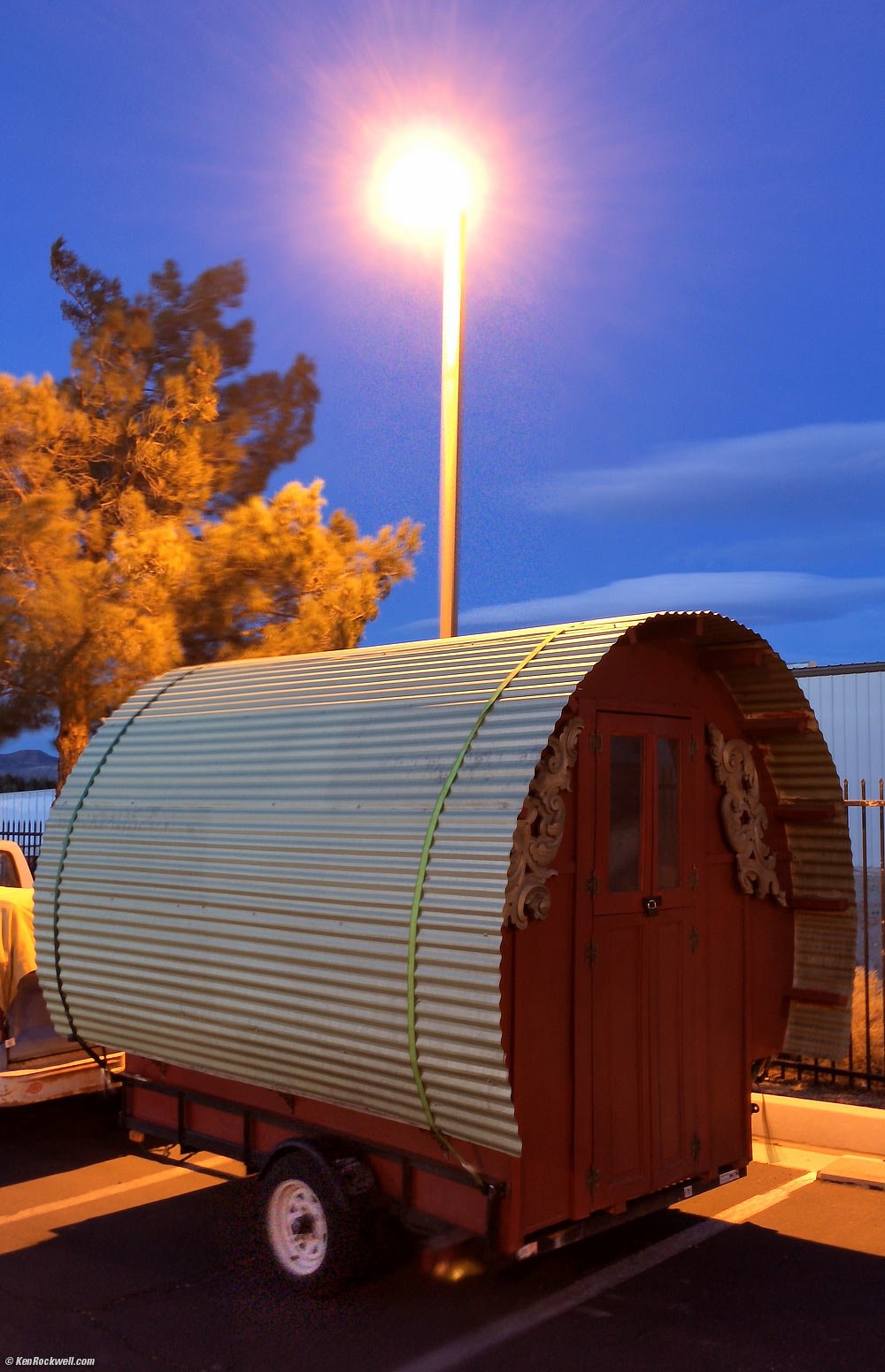 Bizzarre custom camper shell, Barstow CA
