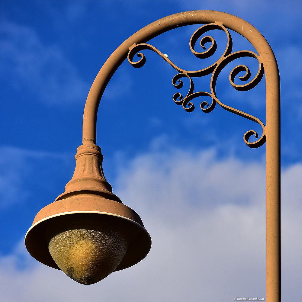 Lamp Pole, Barstow Station