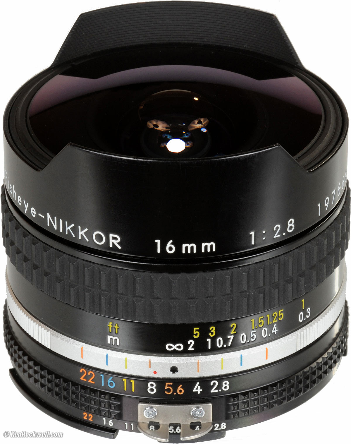 カメラ レンズ(単焦点) Nikon 16mm f/2.8 Fisheye Review