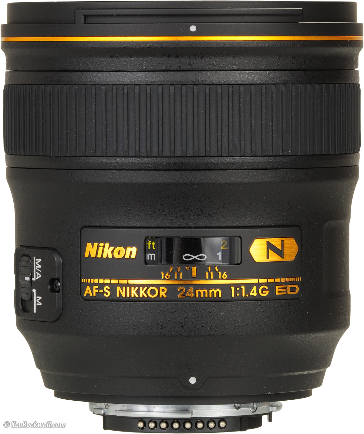 Nikon 24mm f/1.4