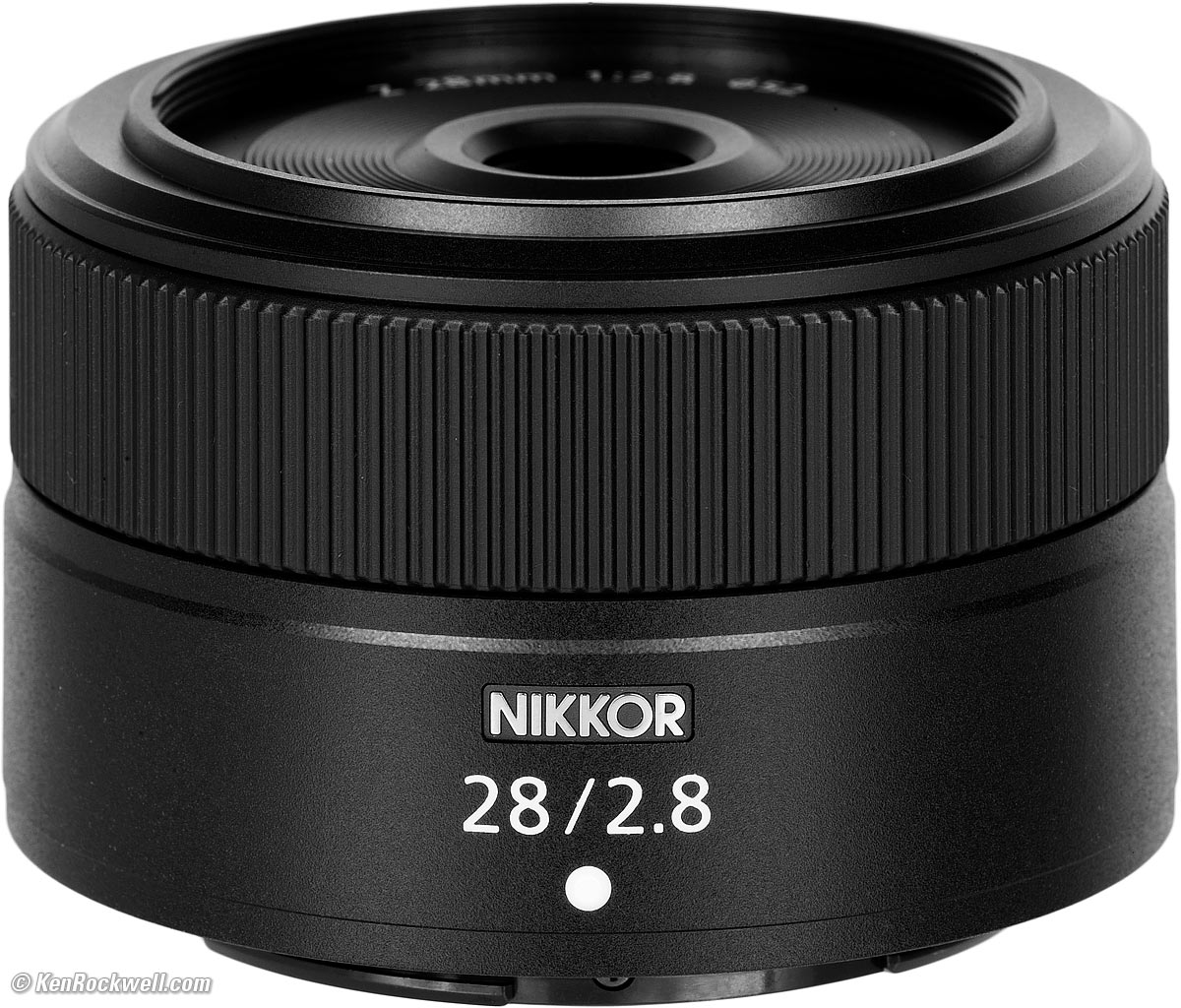 nikon zoom lens for 200 yards