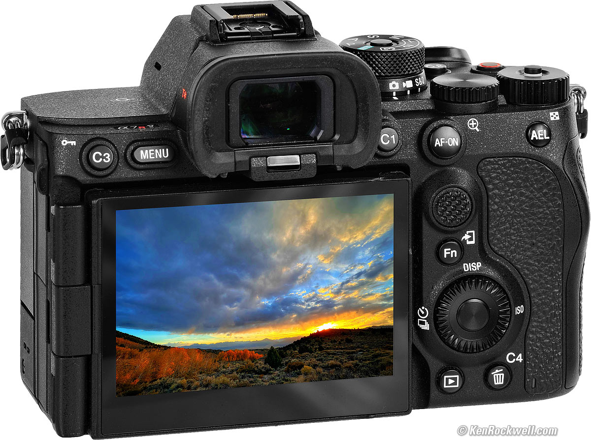 Sony A7R V vs A7 IV - The 10 Main Differences (Extended) - Mirrorless  Comparison