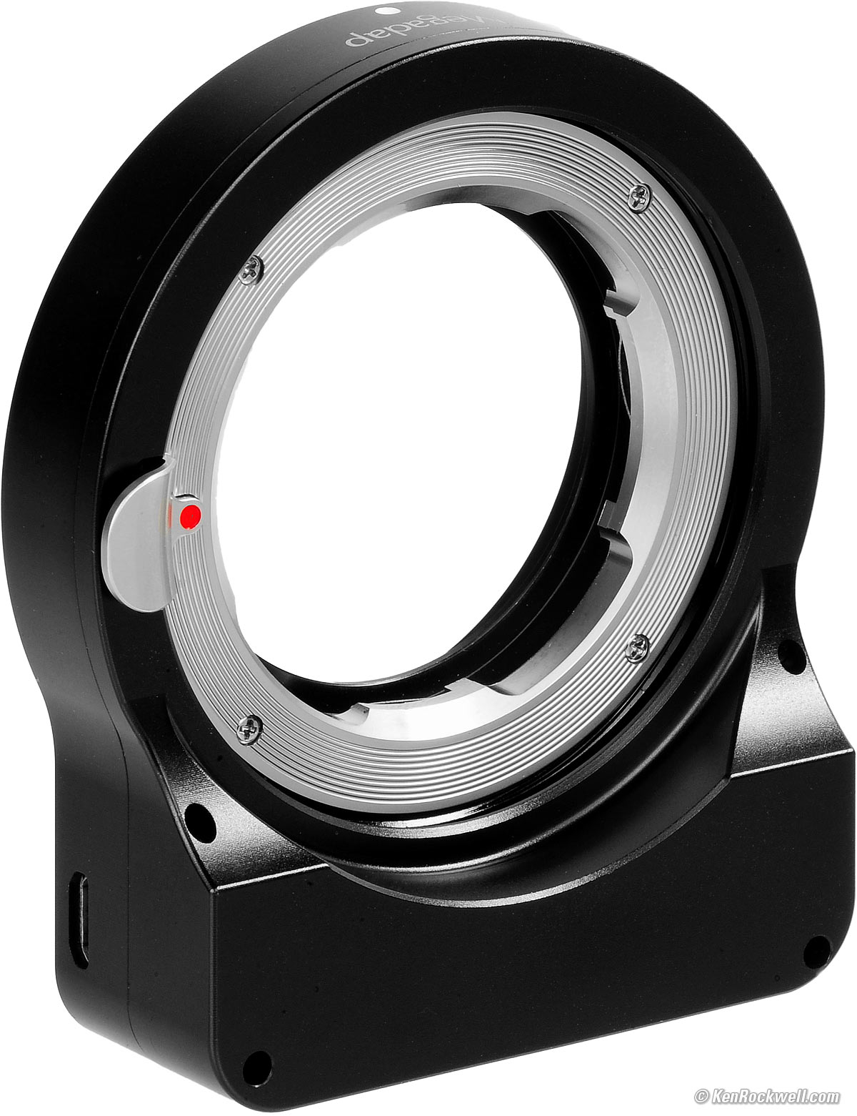 Megadap LEICA M to Nikon Z Autofocusing Adapter Review